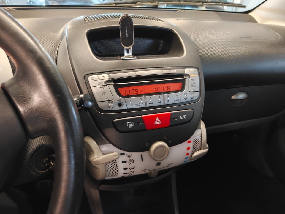Peugeot 107 1,0 Cool 5d