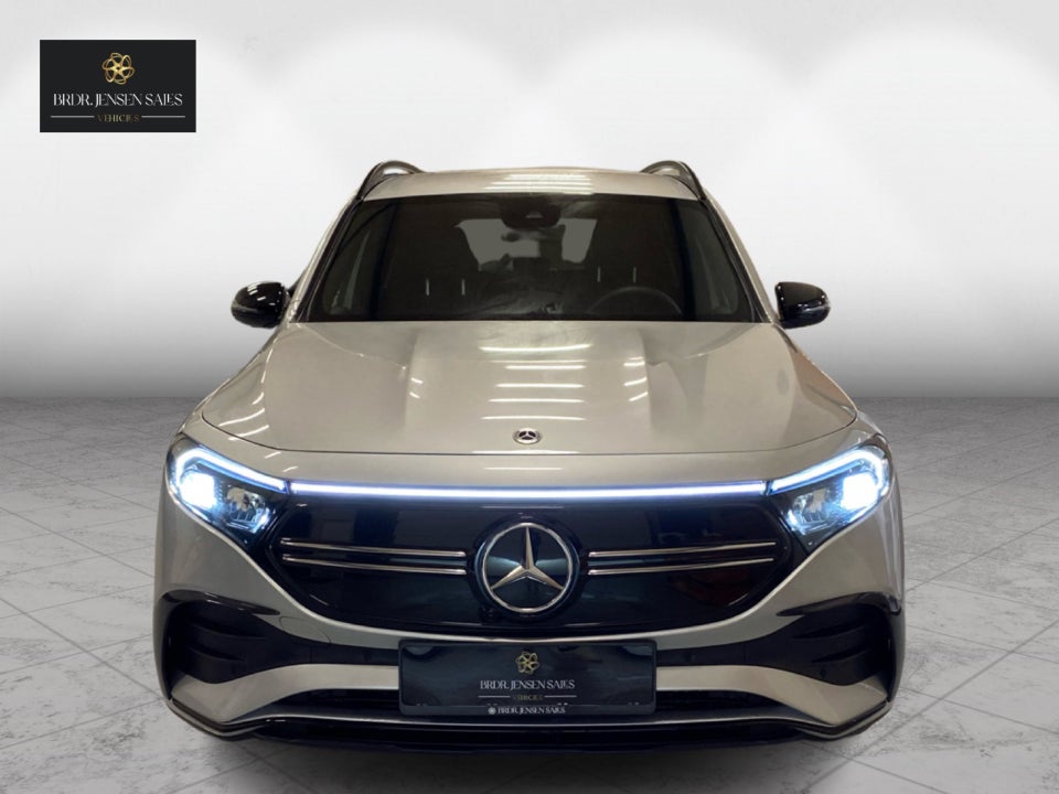 Mercedes EQB250 AMG Line 5d