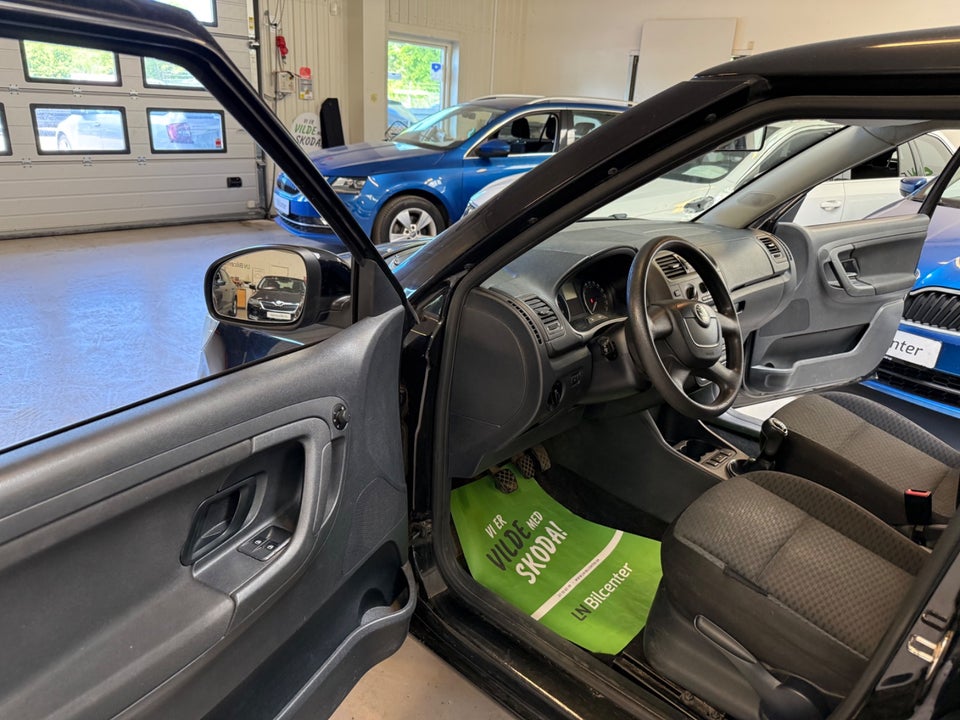 Skoda Fabia 1,2 12V Ambiente Combi 5d