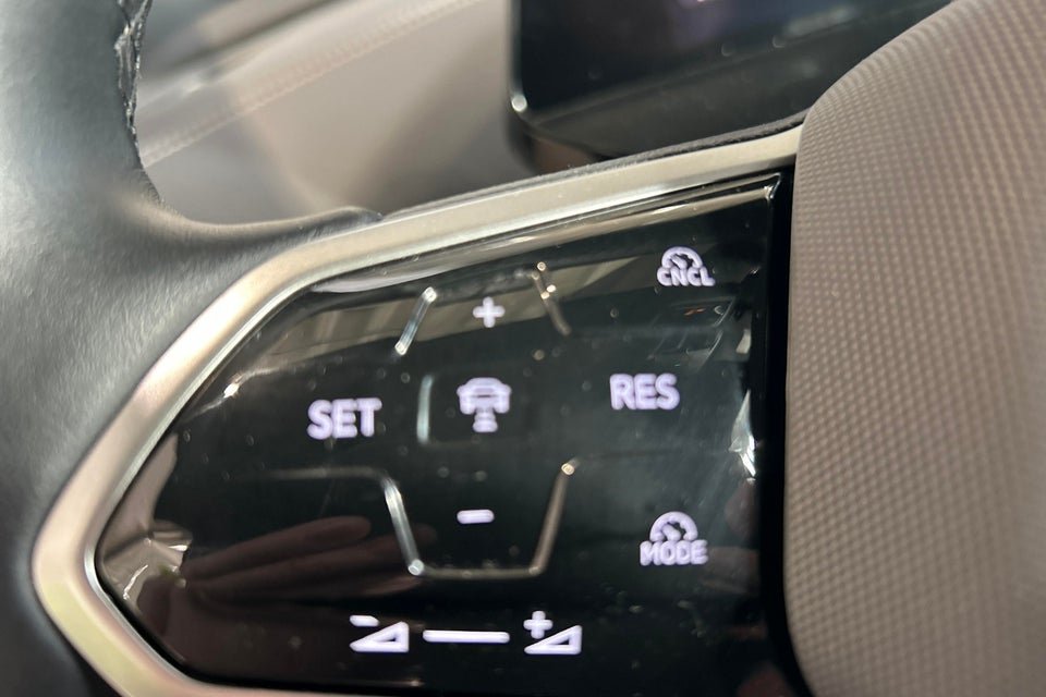 VW ID.4 77 Style 4Motion 5d