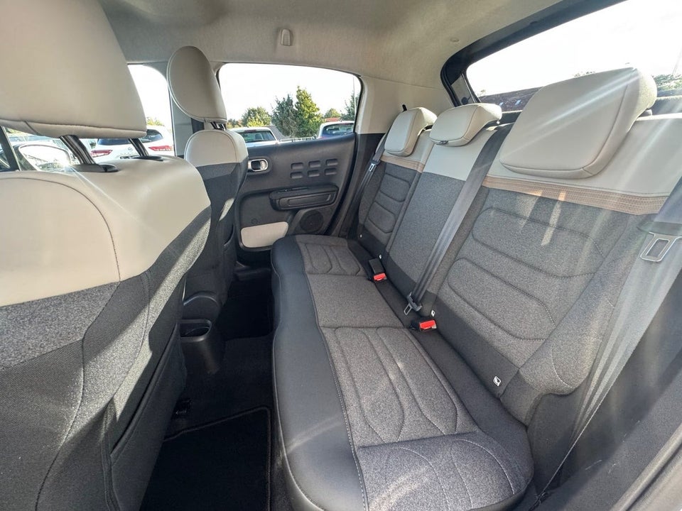 Citroën C3 1,2 PureTech 83 Shine Sport 5d