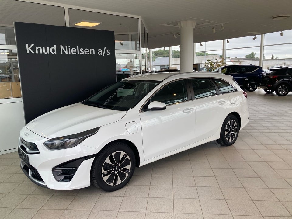 Kia Ceed 1,6 PHEV Prestige SW DCT 5d