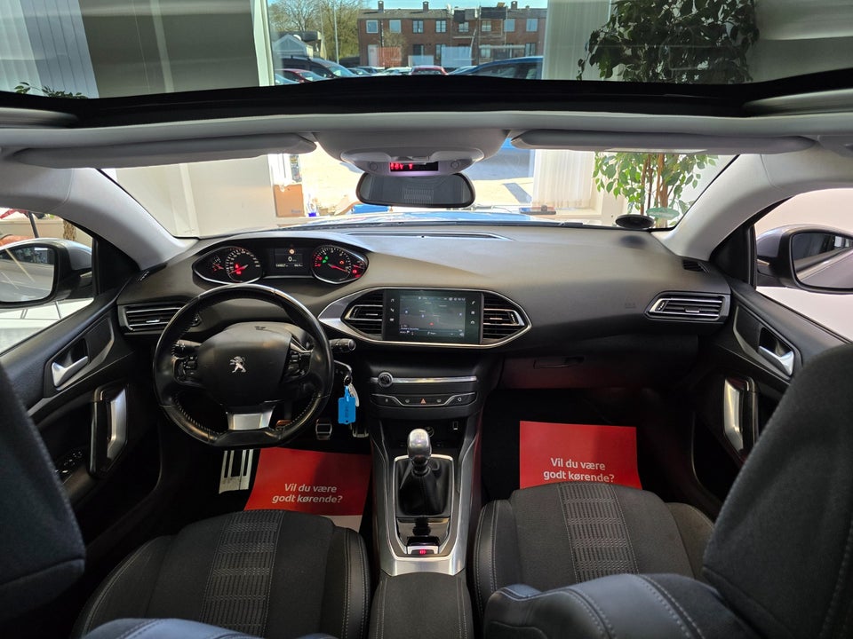 Peugeot 308 1,5 BlueHDi 130 Prestige SW 5d