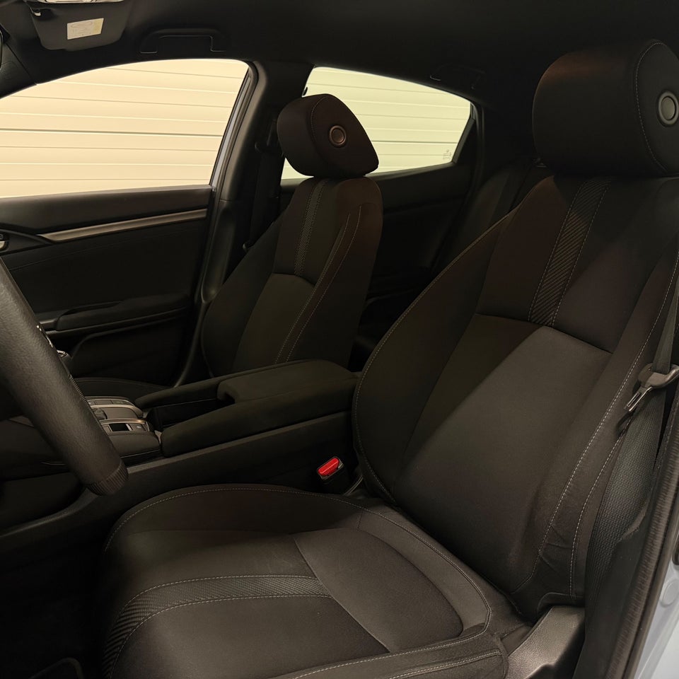 Honda Civic 1,0 VTEC Turbo Comfort 5d