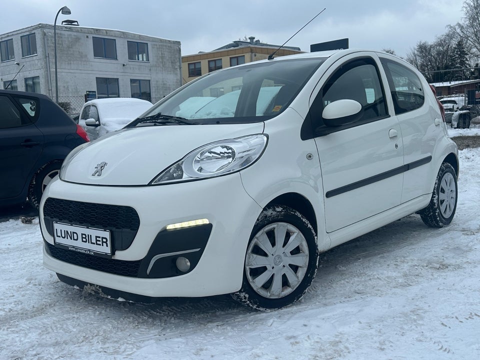 Peugeot 107 1,0 Motion White 5d