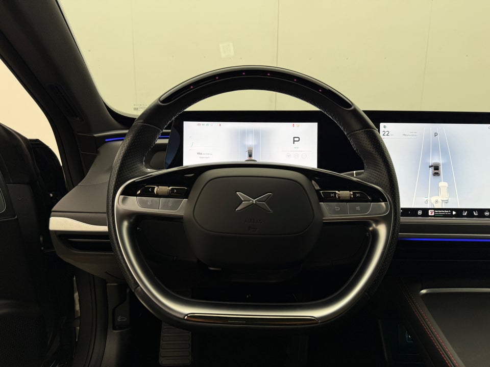 Xpeng P7 Long Range 4d