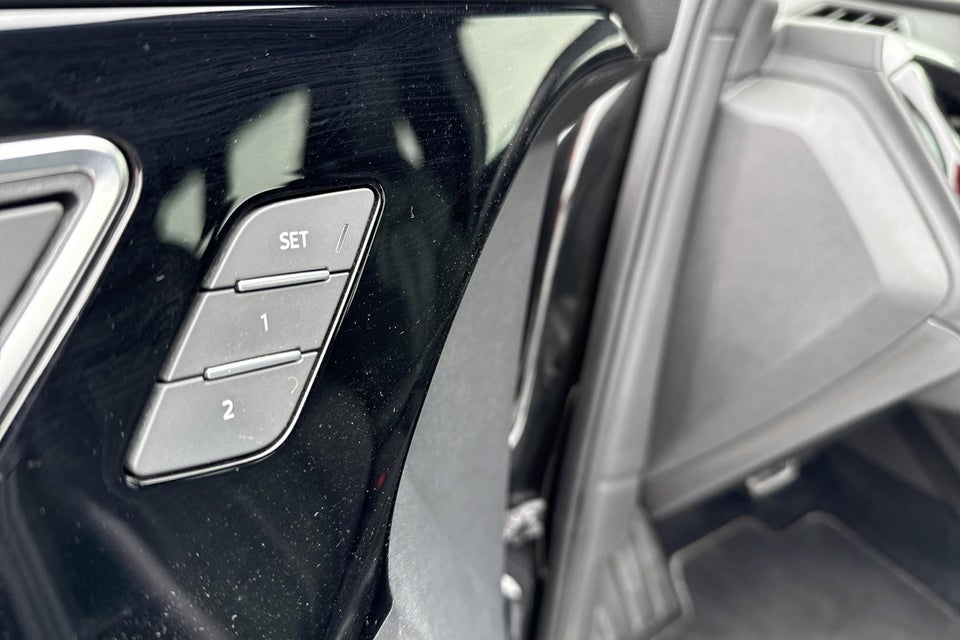 Audi Q4 e-tron 40 Attitude 5d