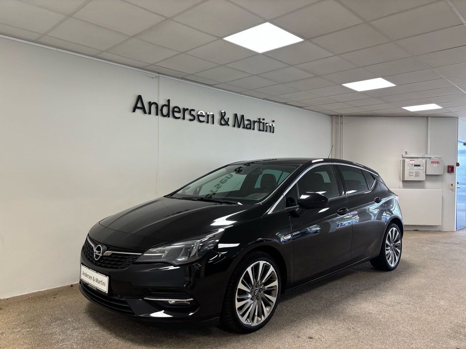 Opel Astra 1,4 T 145 Elegance CVT 5d