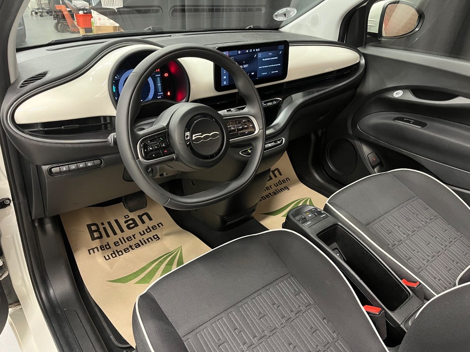 Fiat 500e 42 Icon Cabrio 2d