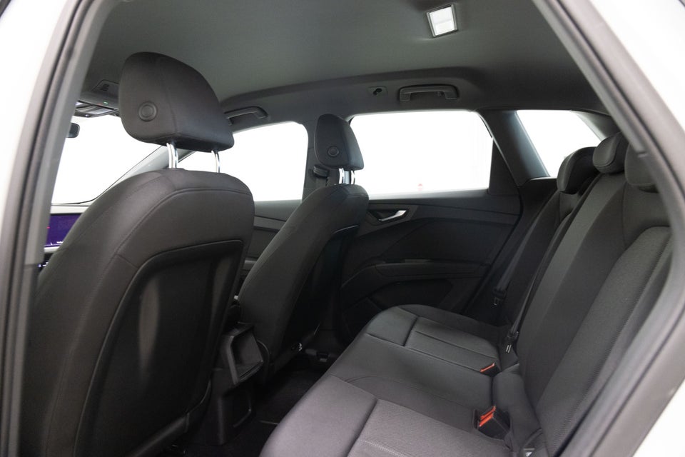 Audi Q4 e-tron 45  5d