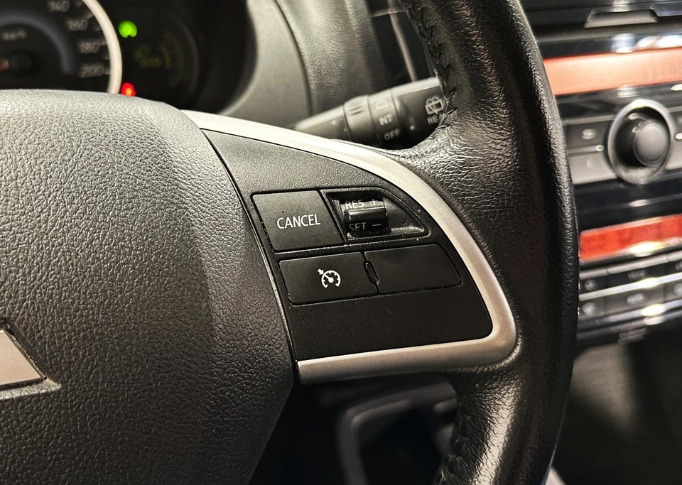 Mitsubishi Space Star 1,2 Intense CVT 5d