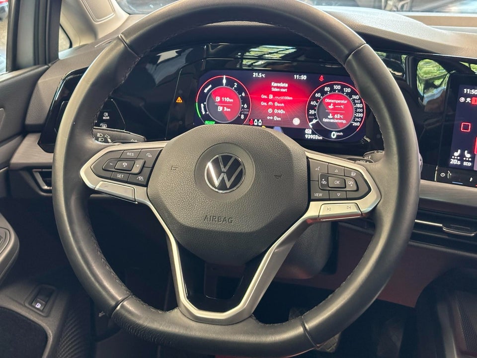 VW Golf VIII 1,4 eHybrid DSG 5d