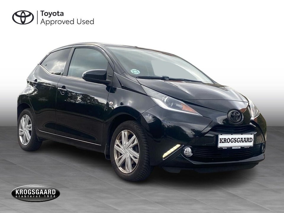 Toyota Aygo 1,0 VVT-i x-black 5d
