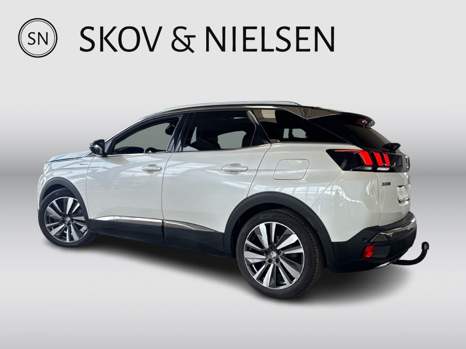Peugeot 3008 1,6 Hybrid4 GT Line EAT8 5d