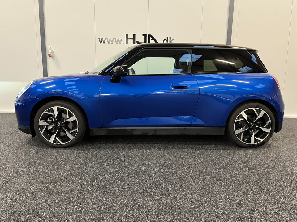 MINI Cooper SE Classic Trim M 3d