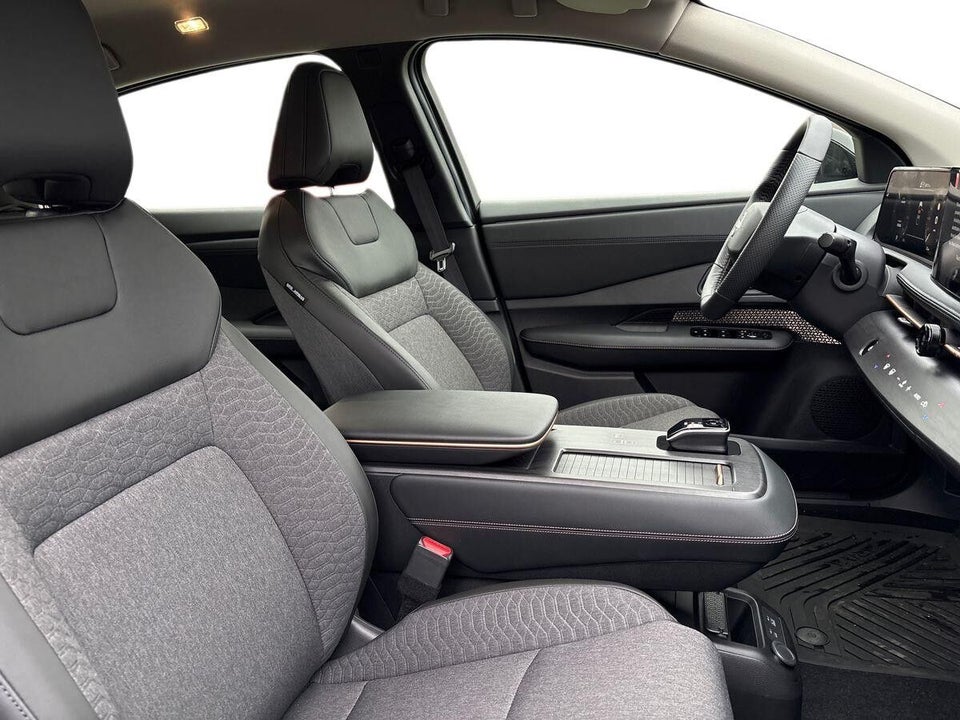 Nissan Ariya 87 Engage 5d