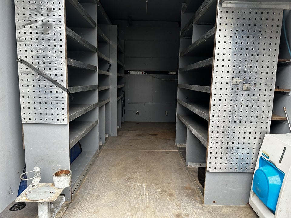 Mercedes Sprinter 319 3,0 CDi A2 Kassevogn aut. RWD