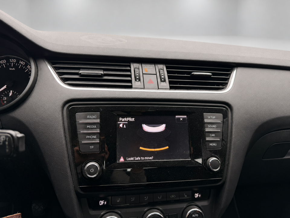 Skoda Octavia 2,0 TDi 150 Elegance 5d
