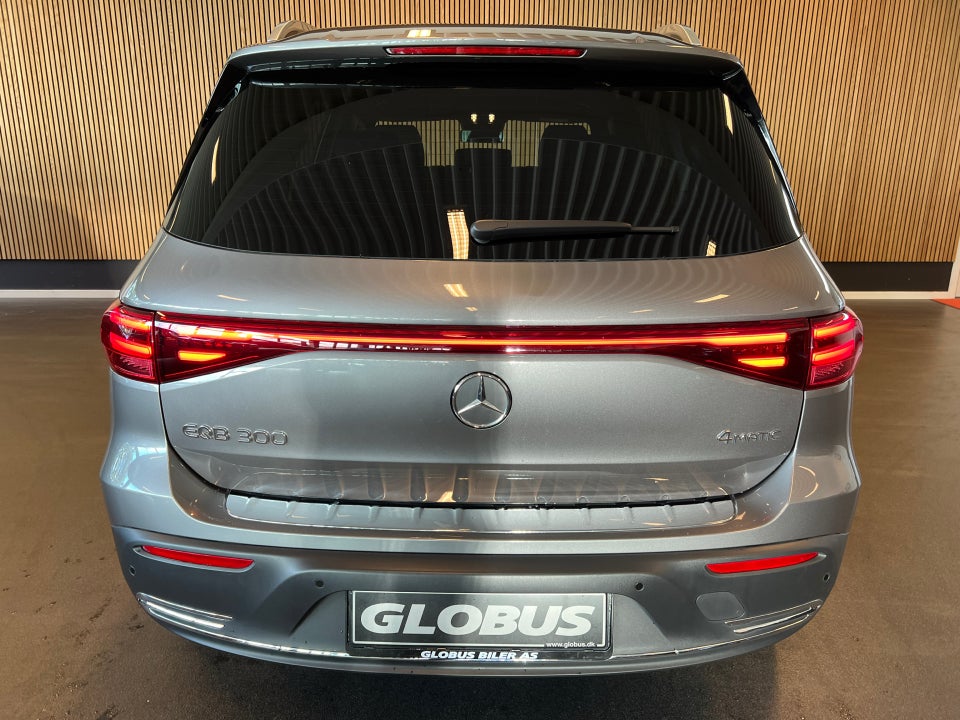 Mercedes EQB300 Progressive Advance Plus 4Matic 7prs 5d