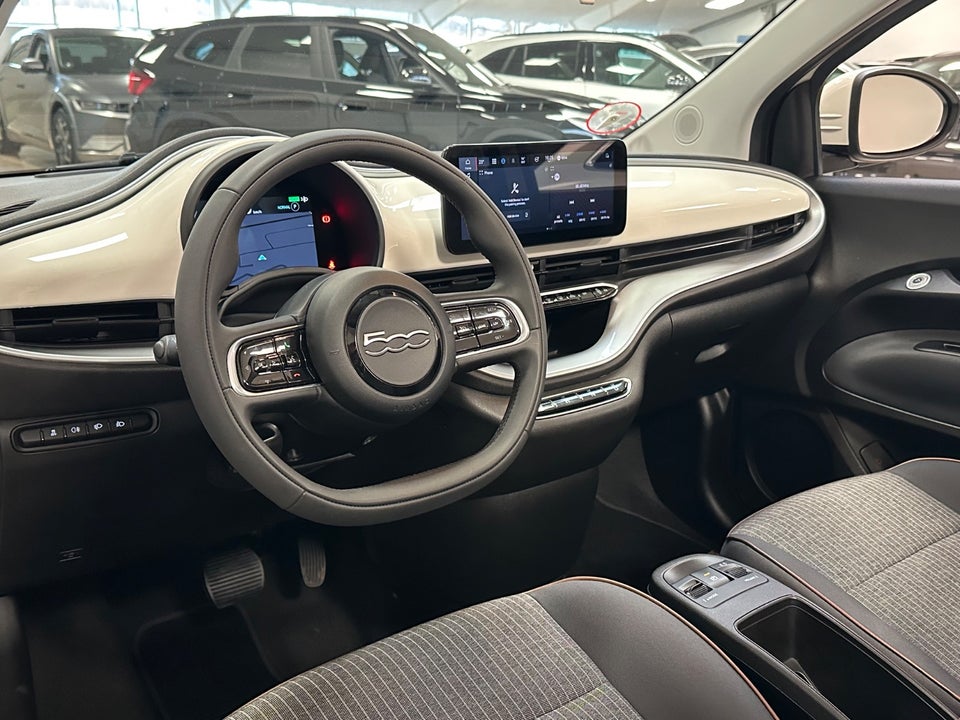 Fiat 500e 42 Icon Cabrio 2d