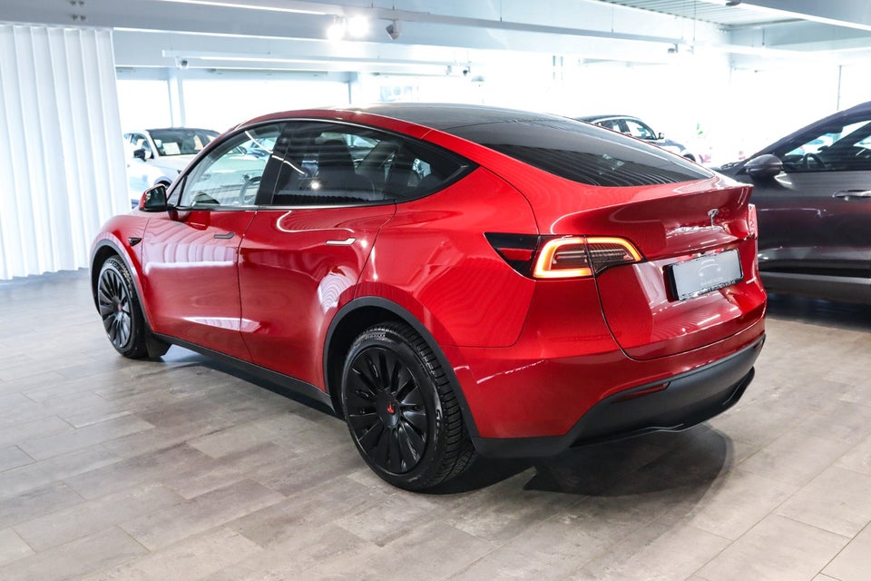 Tesla Model Y Long Range AWD 5d