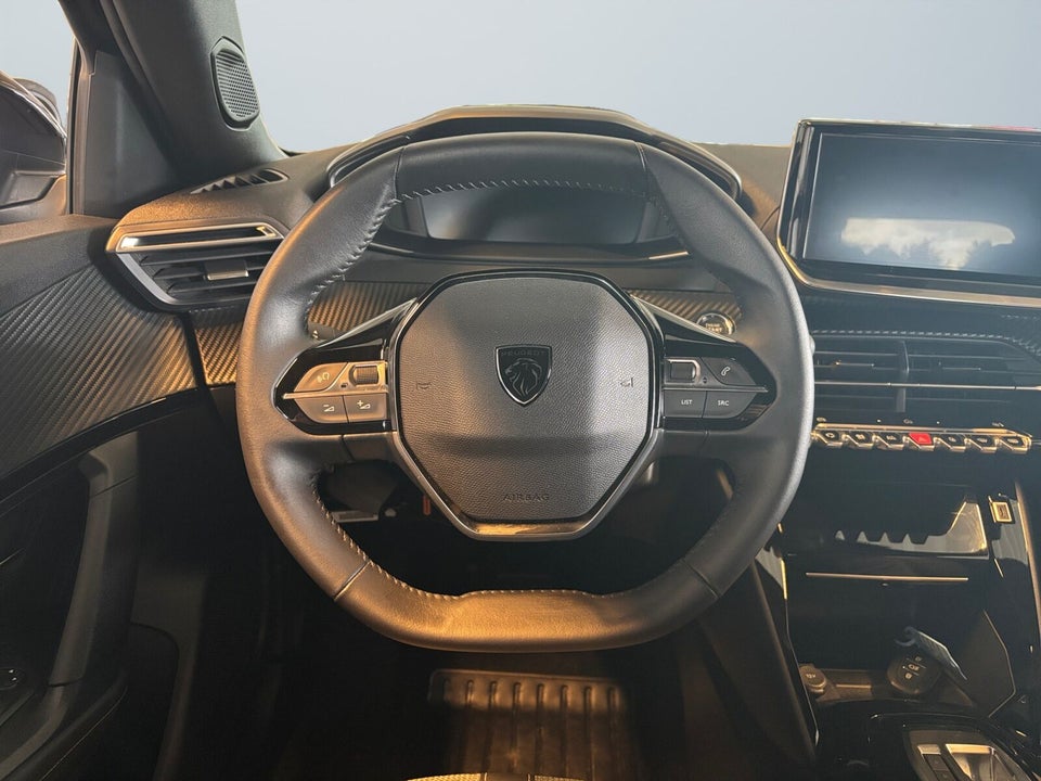 Peugeot e-2008 50 Allure 5d