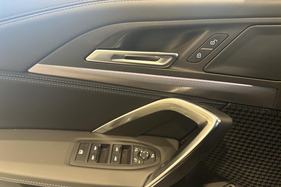 BMW iX1 eDrive20 M-Sport 5d