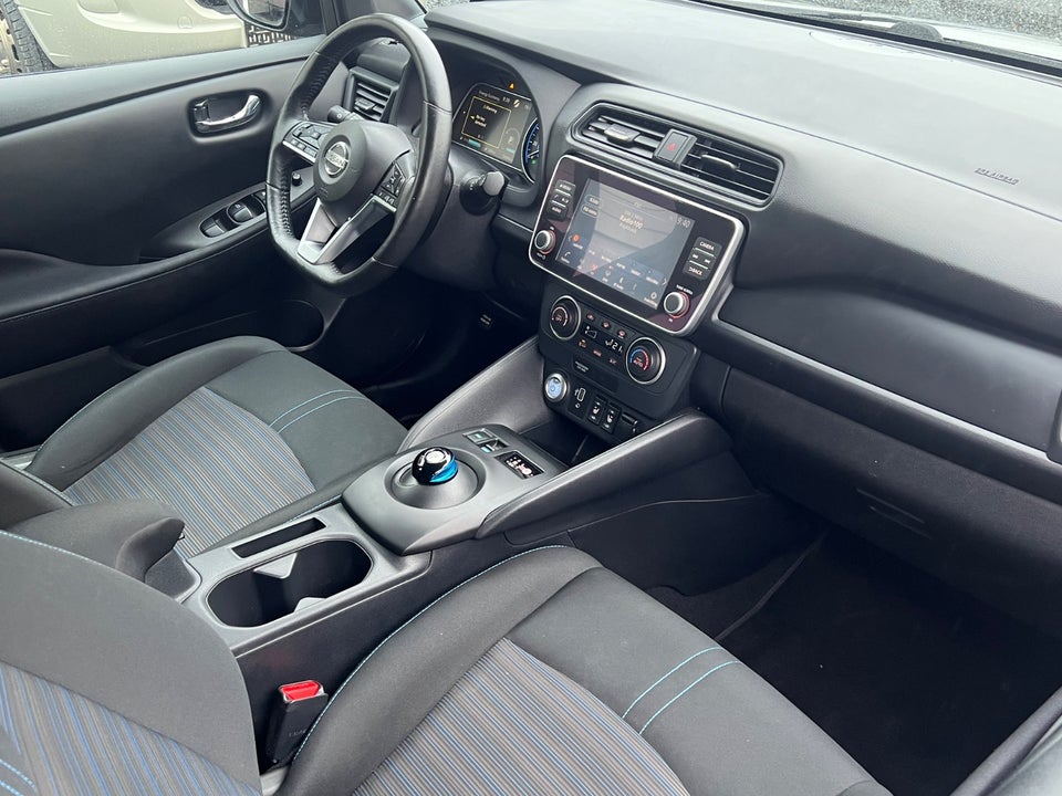 Nissan Leaf 62 e+ Acenta 5d