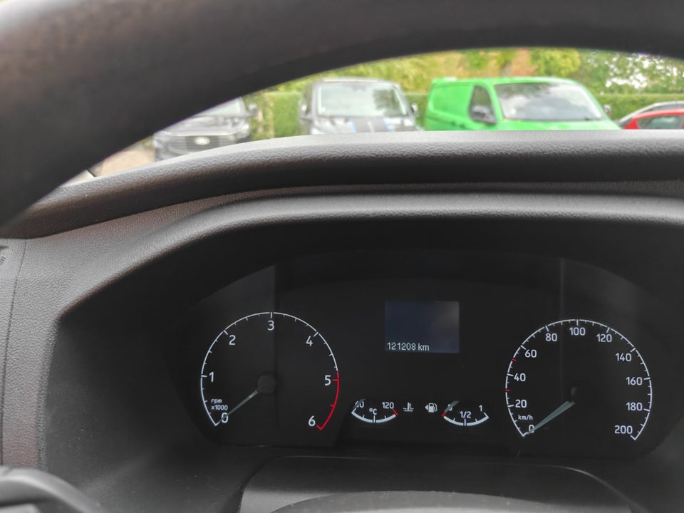 Ford Transit 350 L3 Chassis 2,0 TDCi 130 Db.Kab Ambiente RWD