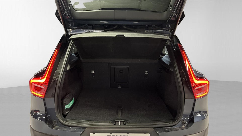 Volvo XC40 P6 ReCharge Plus 5d