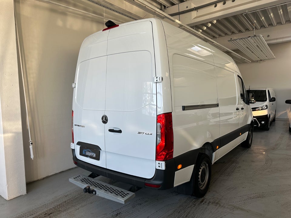 Mercedes Sprinter 317 2,0 CDi A2 Kassevogn aut. RWD