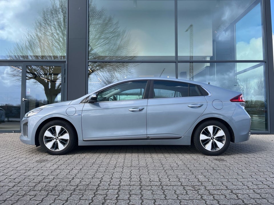 Hyundai Ioniq 1,6 PHEV Premium DCT 5d