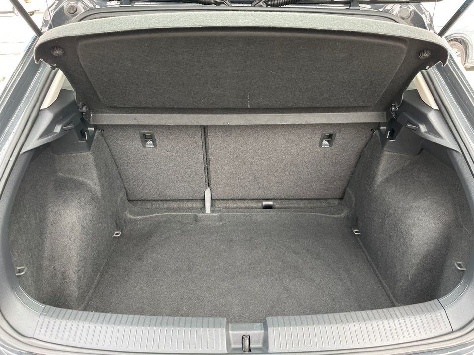 VW T-Roc 1,0 TSi 115 City 5d