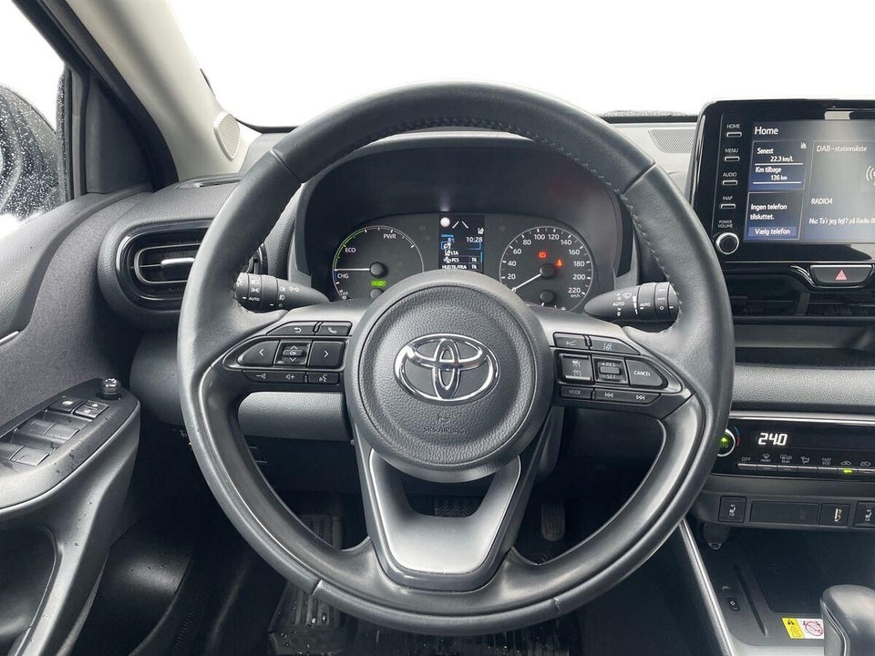 Toyota Yaris 1,5 Hybrid Style Technology e-CVT 5d