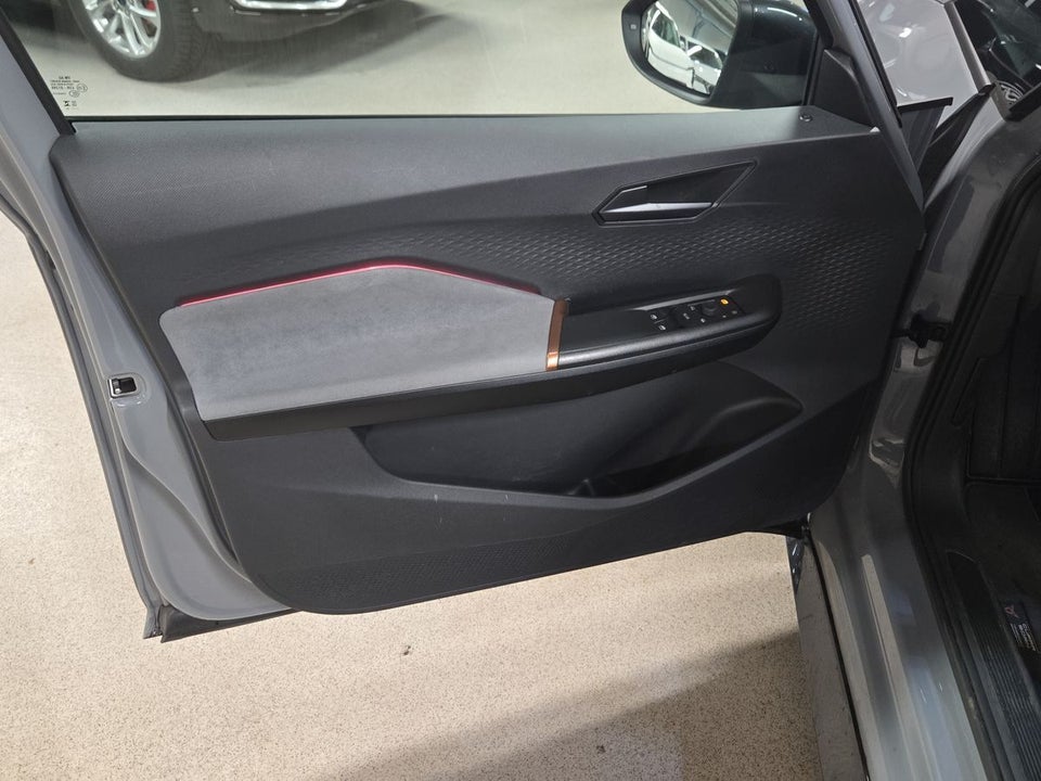 Cupra Born 58 High 5d