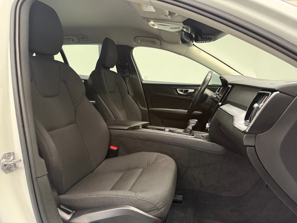 Volvo V60 2,0 D4 190 Momentum aut. 5d