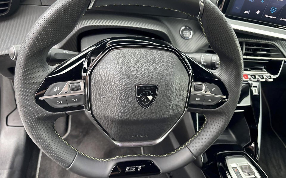 Peugeot e-208 50 GT 5d