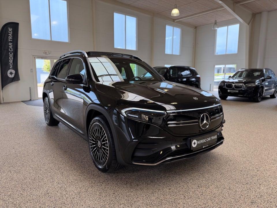 Mercedes EQB250 AMG Line 5d
