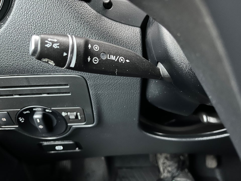 Mercedes eVito 129 Tourer PRO L Van