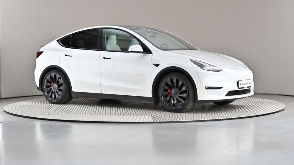 Tesla Model Y Performance AWD 5d