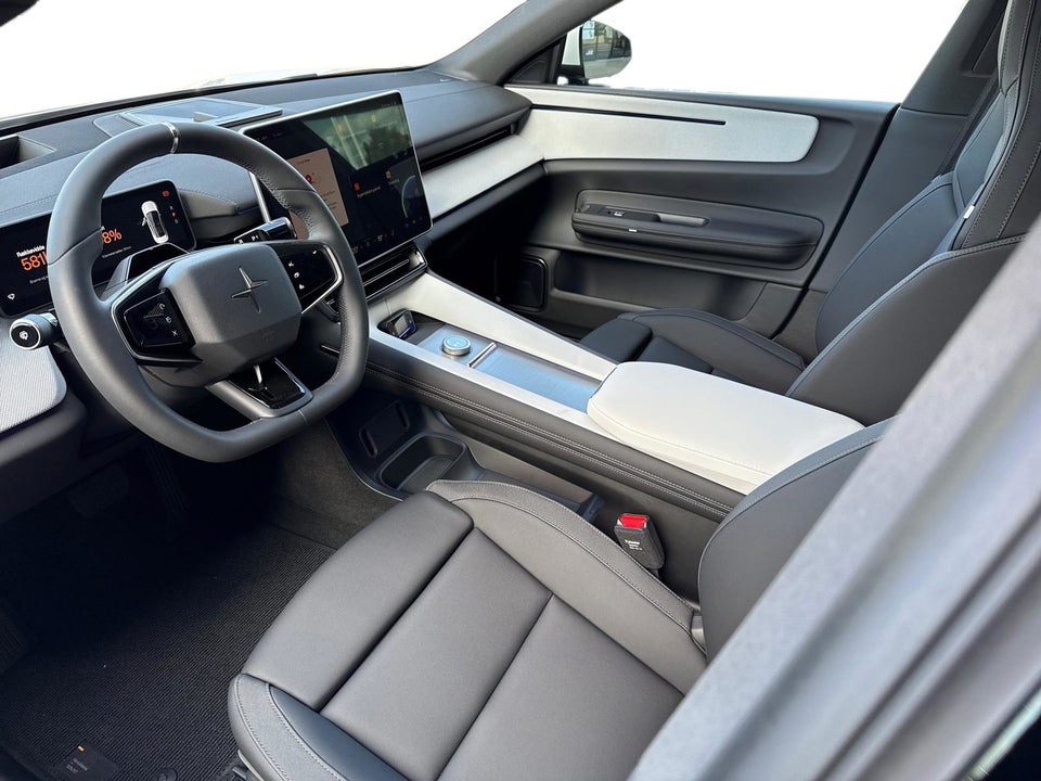 Polestar 4 Long Range AWD 5d