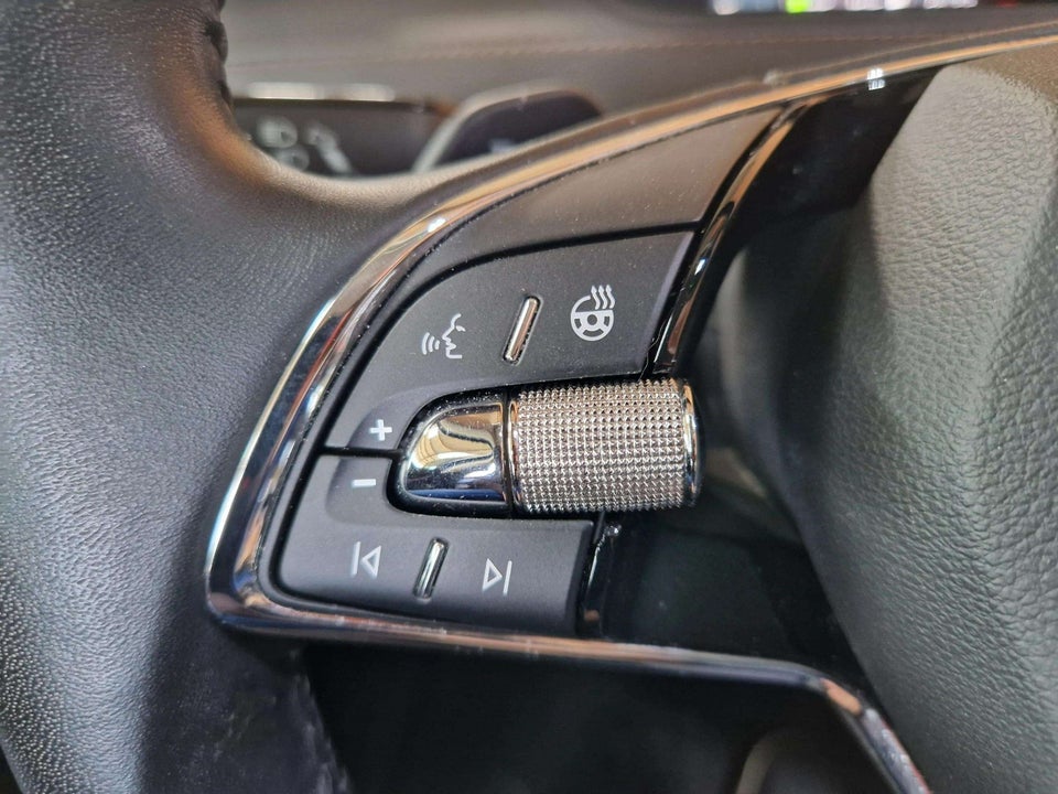 Skoda Enyaq 80 iV Plus Suite 5d