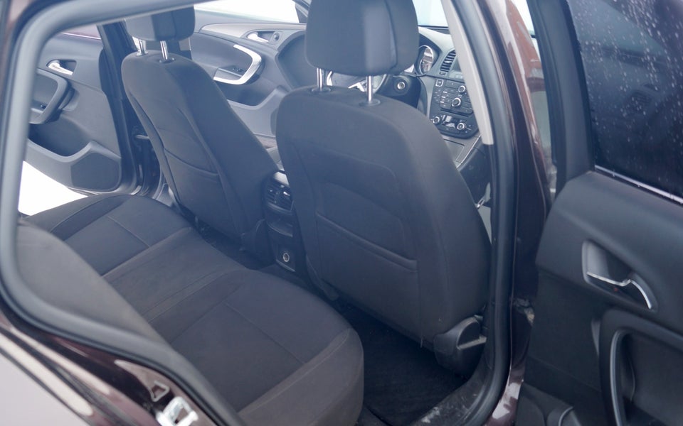 Opel Insignia 2,0 CDTi 110 Edition Sports Tourer eco 5d