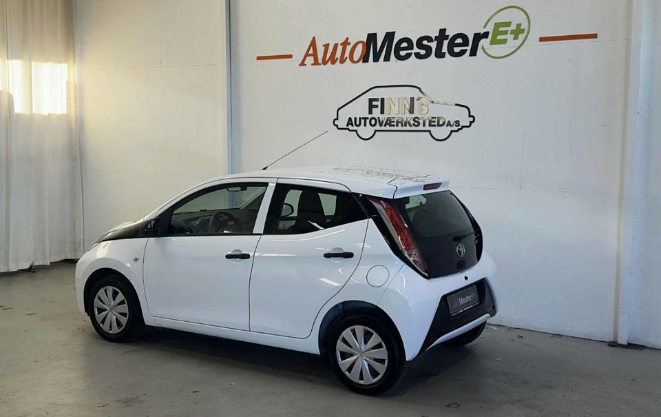 Toyota Aygo 1,0 VVT-i T2 5d
