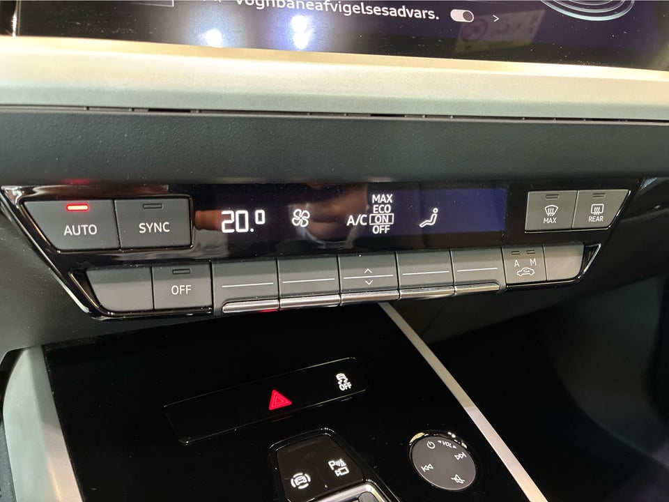 Audi Q4 e-tron 40  5d