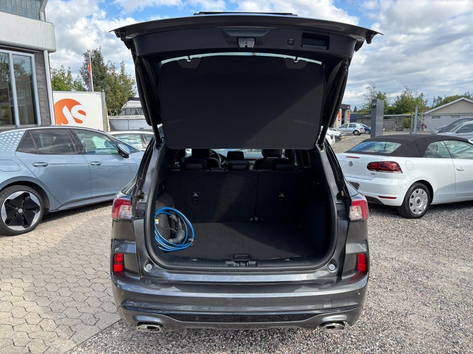 Ford Kuga 2,5 PHEV ST-Line X CVT 5d