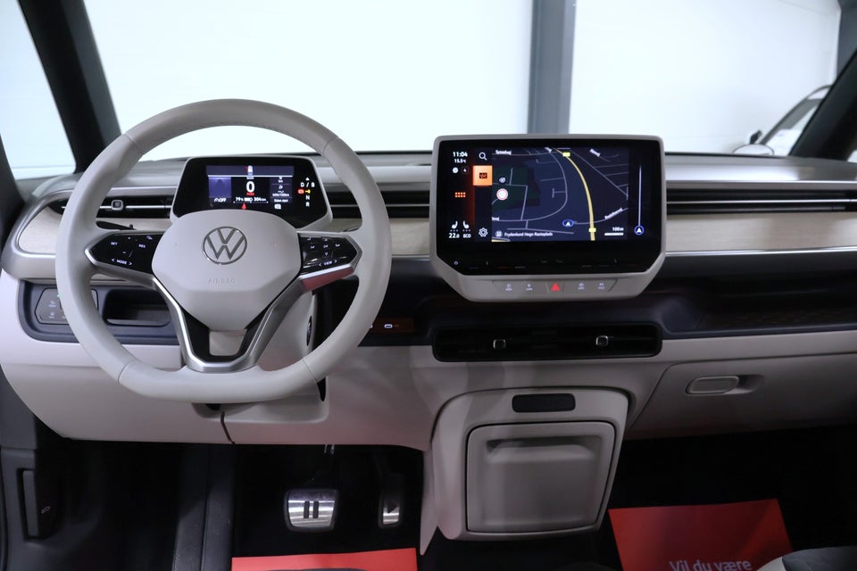 VW ID.Buzz 77 Pro SWB 5d