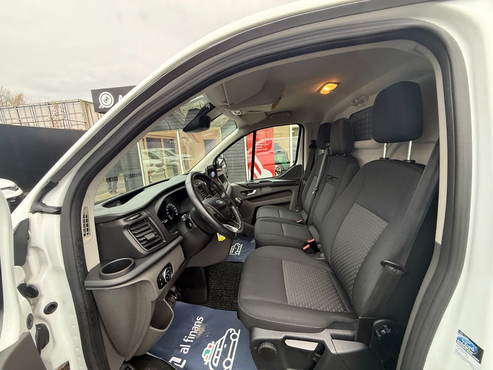 Ford Transit Custom 300L 2,0 TDCi 130 Active
