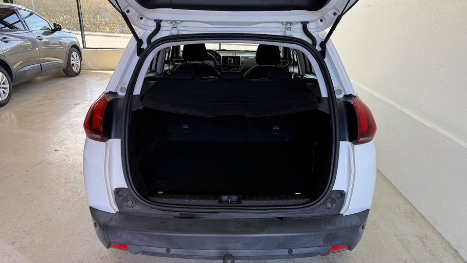 Peugeot 2008 1,2 VTi 82 Active 5d