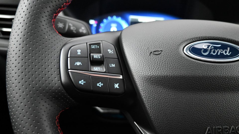 Ford Kuga 2,5 PHEV ST-Line X CVT 5d